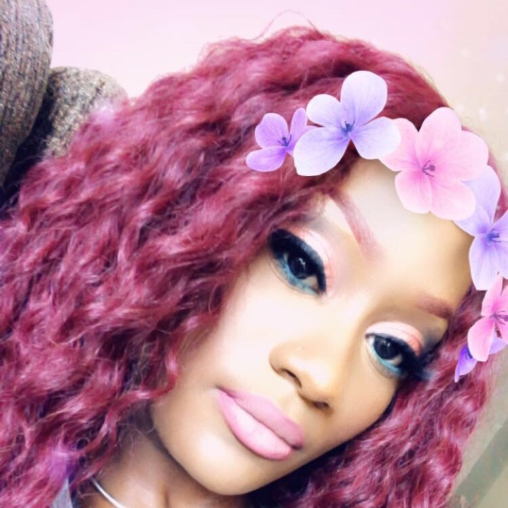 Meet your Posher, Najah